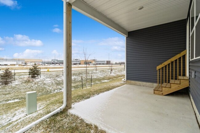 Building Photo - FULLY FINISHED BASEMENT!! 4 Bed, 3 Bath Home in Waukee