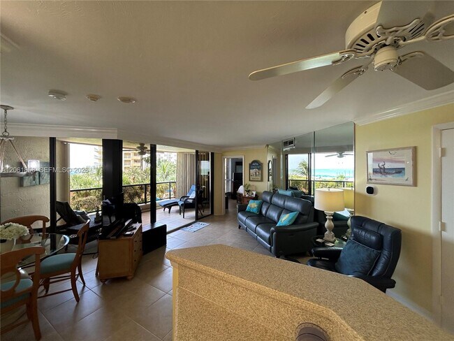 Building Photo - 720 S Collier Blvd