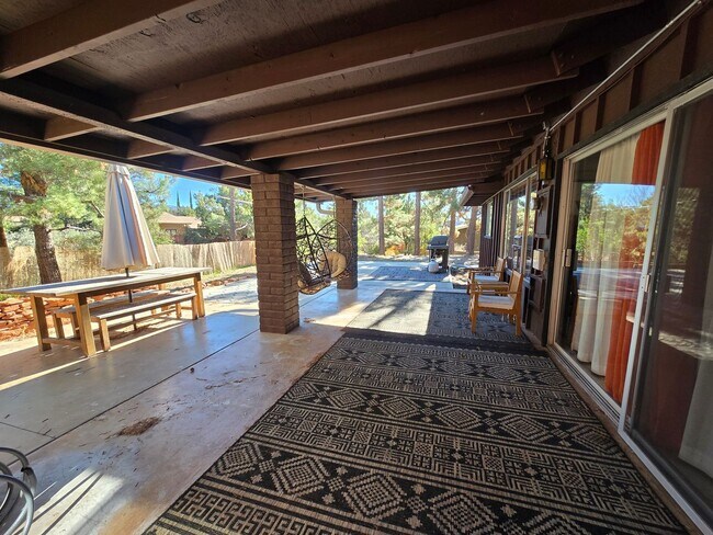 Building Photo - Furnished, 1-Year Long-Term Rental