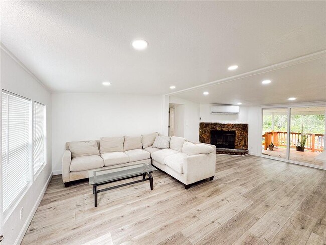 Building Photo - 3417 Morningside Dr