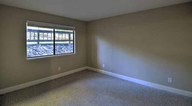 Building Photo - Incline Village: Condo - 3 Bedrooms, 2 Ful...