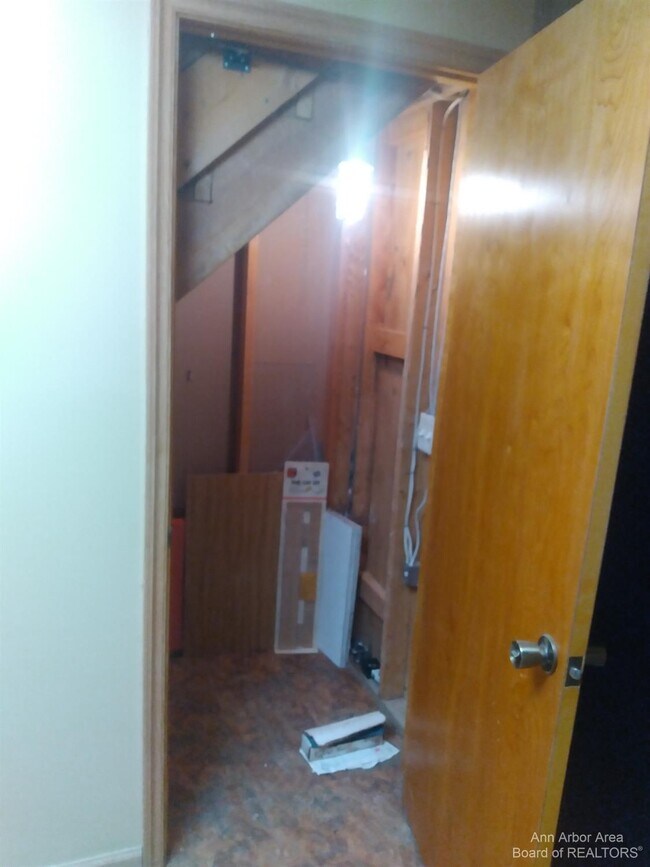 Building Photo - 5383 Textile Rd