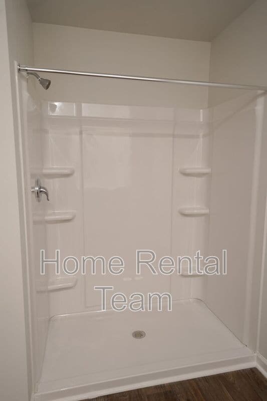 Building Photo - 133 Painted Lady Lp