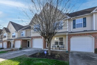 Building Photo - Updated 3 Bedroom Townhome in McAlister's Place