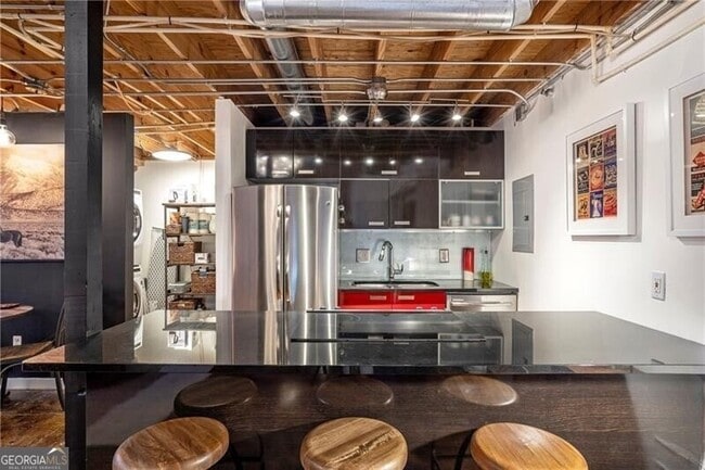 Building Photo - 650 Glen Iris Dr NE