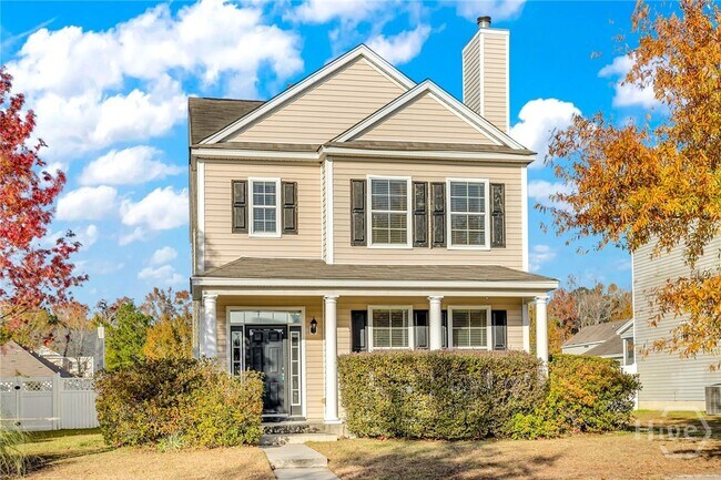 Primary Photo - 16 Bushwood Dr