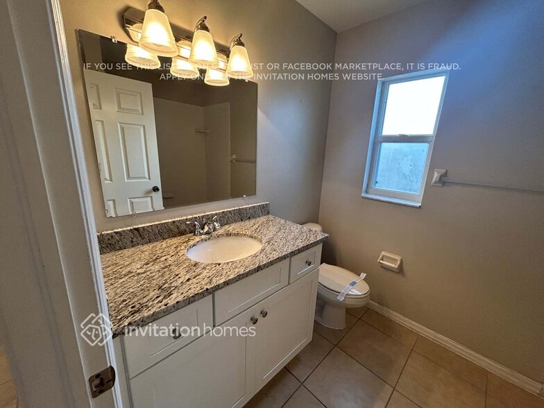 Building Photo - 4609 Daventry Pl