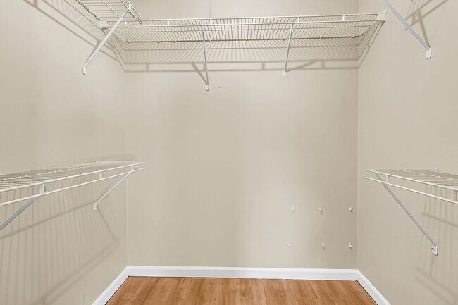 Building Photo - 111 Hopper Dr