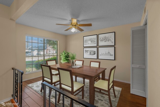 Building Photo - Beautiful Townhouse in South Shreveport