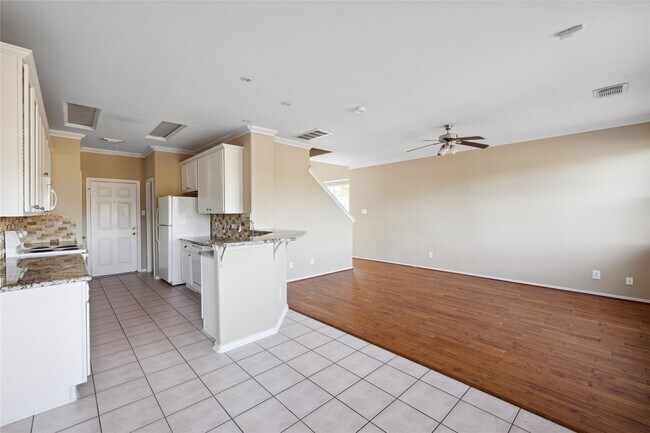 Building Photo - 2846 Loganberry Park Ln