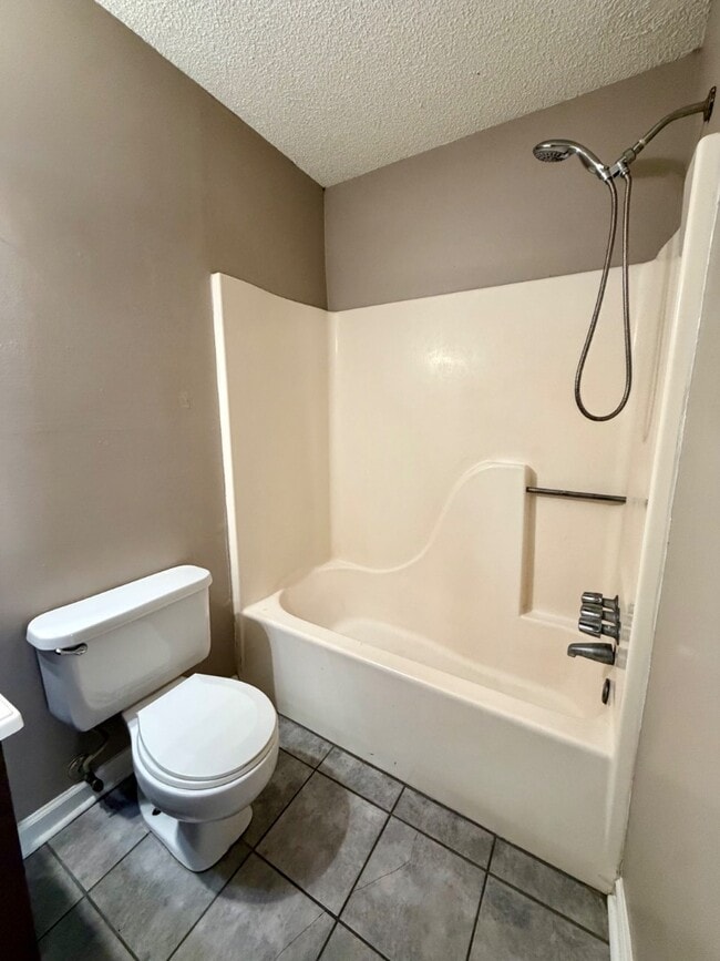 Building Photo - 416 Marigny Cir