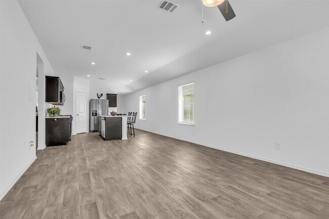 Building Photo - 14129 Upper Gardenia Ln