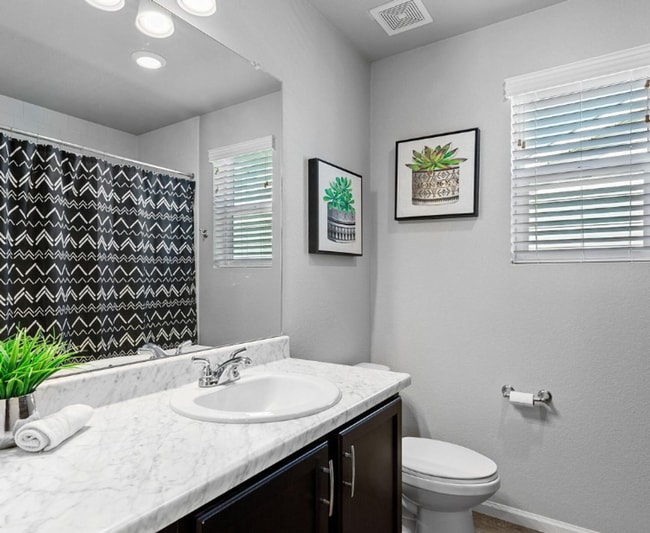 Building Photo - 3641 Candlewood Dr