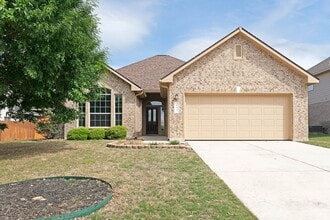 Building Photo - Boerne, TX -Gorgeous home in Kendall County Estates
