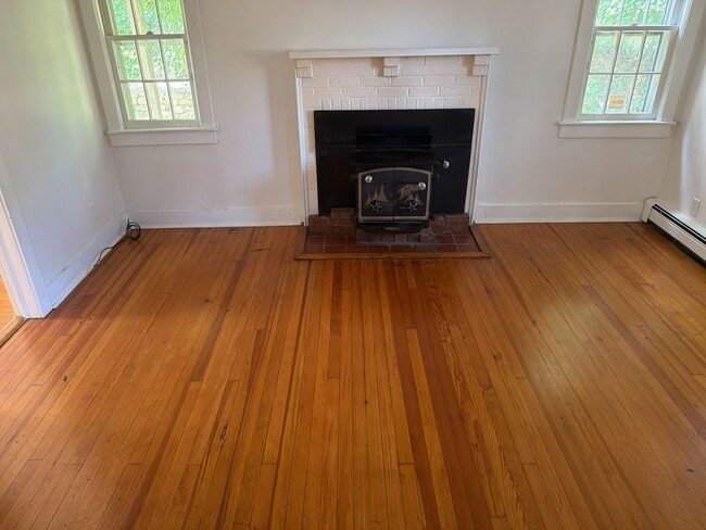Building Photo - 6 Raven Way