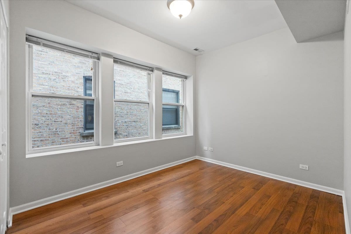 Building Photo - 7717 N Marshfield Ave