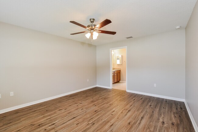 Building Photo - 126 Laguna Forest Trail