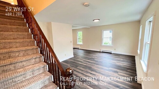 Building Photo - Newly renovated 4BR/3BA home Lebanon, NH $...