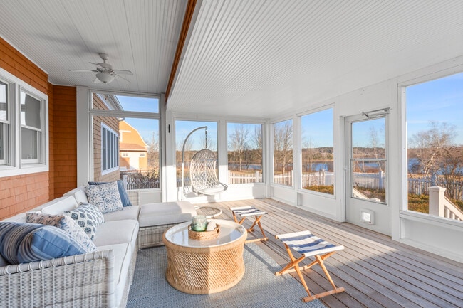 Building Photo - 35 Old Flds Wy