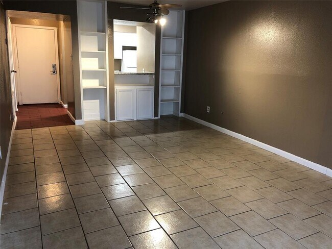 Primary Photo - 10075 Westpark Dr