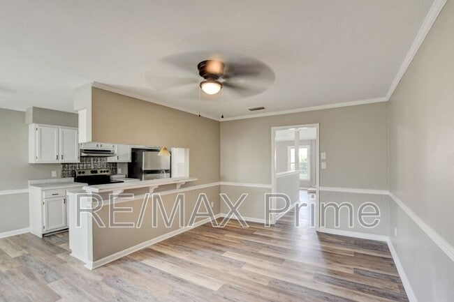 Building Photo - 5519 Baccalaureate Dr