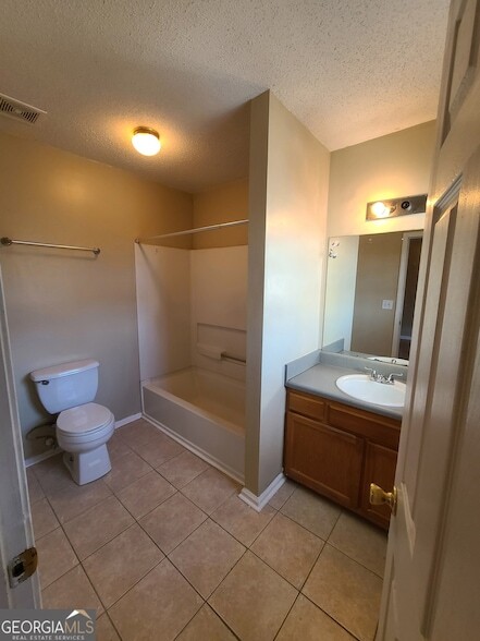 Building Photo - 6702 Teresa Ln