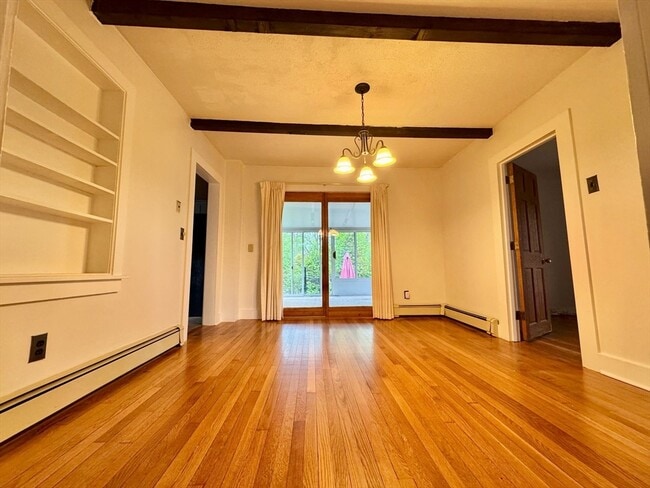 Building Photo - 29 Walcott St