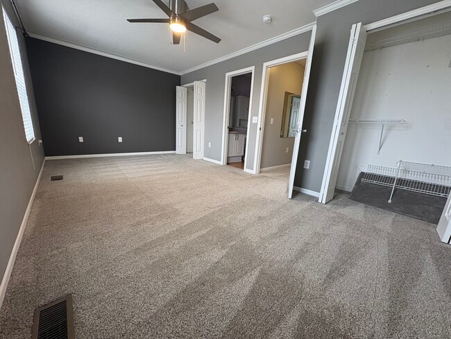 Building Photo - 7284 W Campus Rd