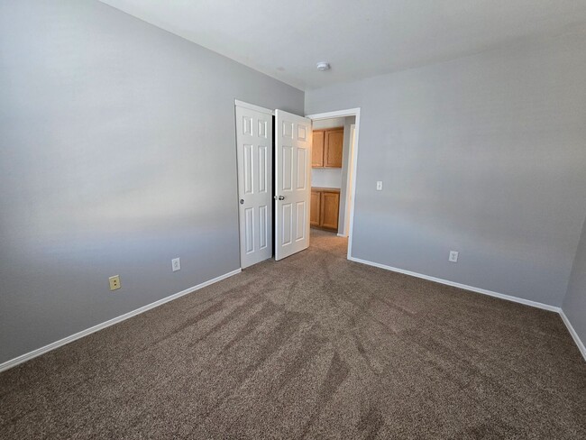 Building Photo - Fabulous 3-Bedroom, 3.5-Bathroom Home with...