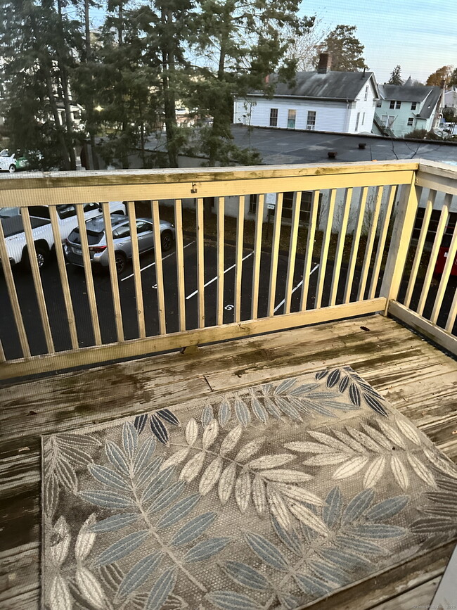 Building Photo - 133 Main St