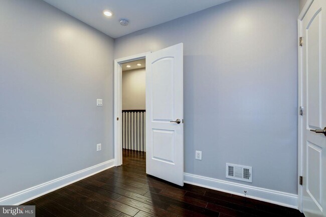 Building Photo - 4209 JENIFER St NW