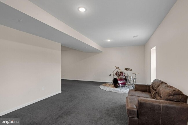Building Photo - 9308 Doreen Ct