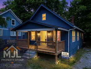 Building Photo - Updated 3 Bedroom / 1 Bath Home In KCMO *READY NOW*