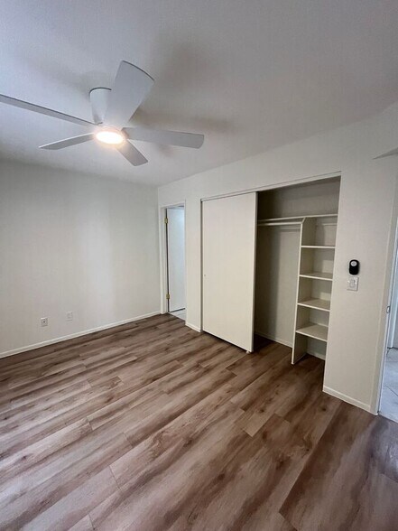 Building Photo - 1201 S McClintock Dr
