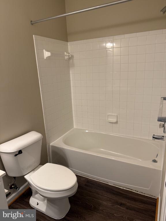 Building Photo - 6510 Daytona Ct