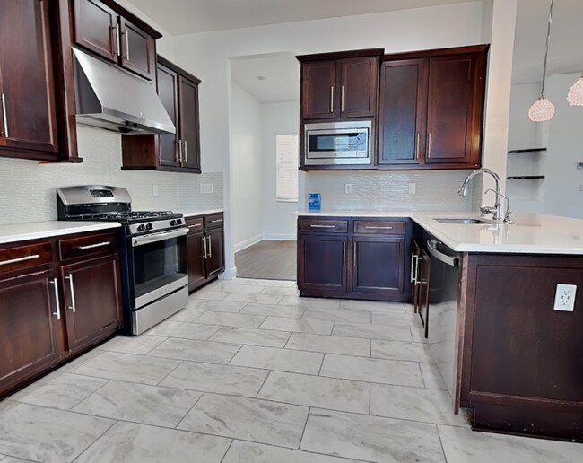 Building Photo - 2684 Tarragona Wy