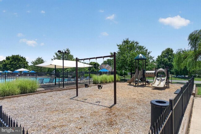 Building Photo - 967 Herons Run Ln