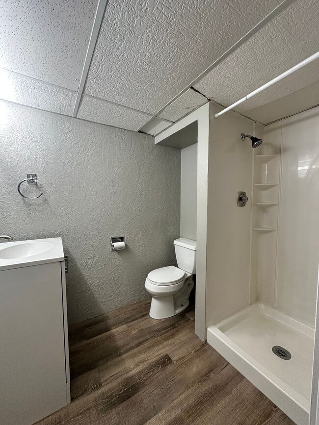 Building Photo - Charming 3-Bedroom, 1.5-Bath Home with Pool & Outdoor Entertaining Oasis