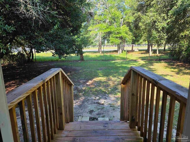 Building Photo - 35 Kennington Dr