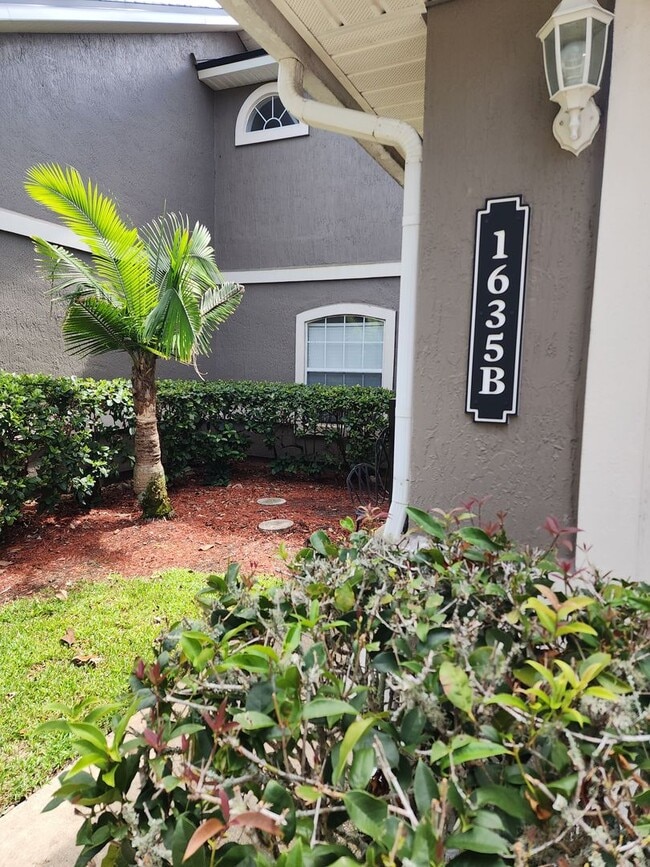 Building Photo - Fleming Island Fully Furnished Home... TWO...