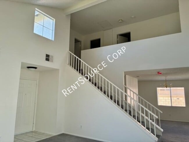 Building Photo - 3156 Discovery Way