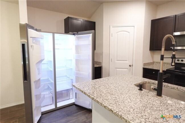 Building Photo - 348 Desert Willow