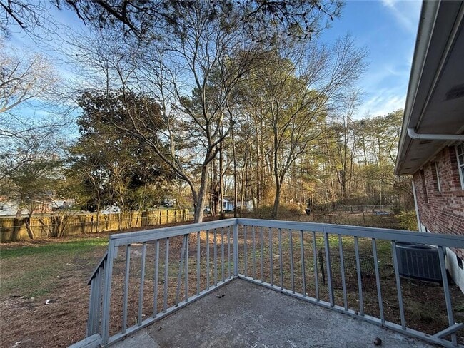 Building Photo - 7016 Adel Ln