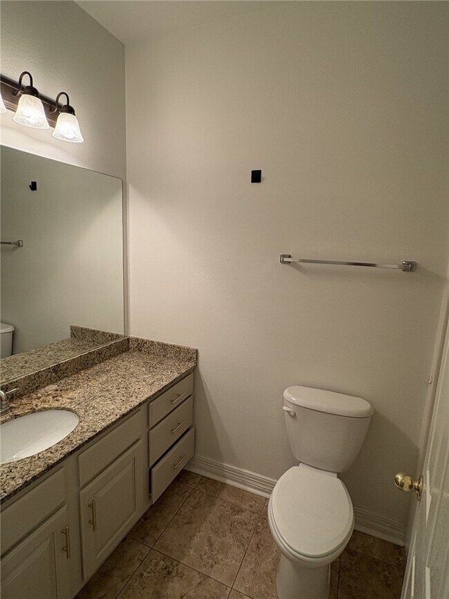 Building Photo - 3062 Eaglecrest Cir