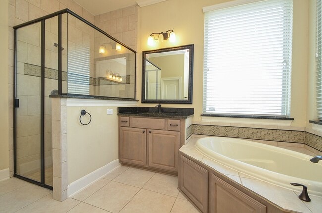 Building Photo - 28723 Primrose Bluff Dr