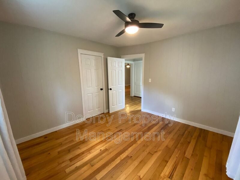 Building Photo - 318 Williams Dr