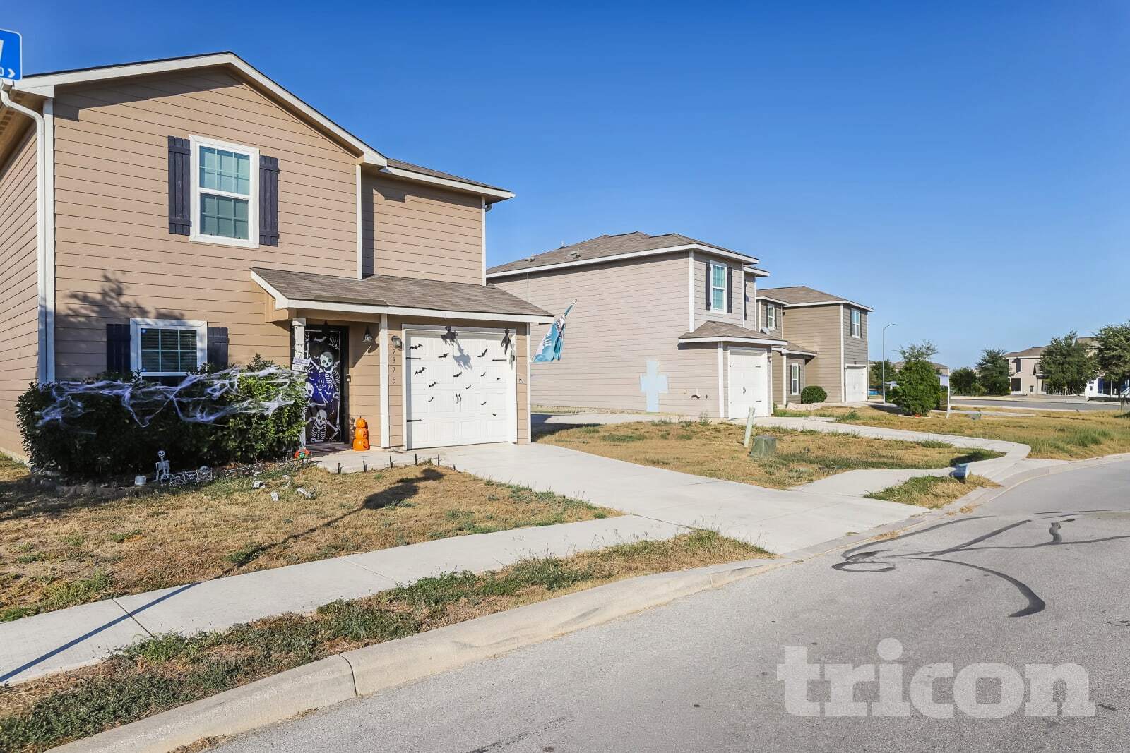 Building Photo - 6432 AJ Ln