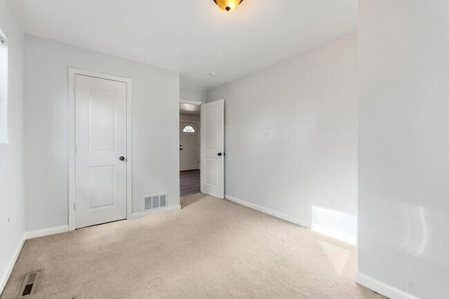Building Photo - Beautiful home for rent near Sloan's Lake!