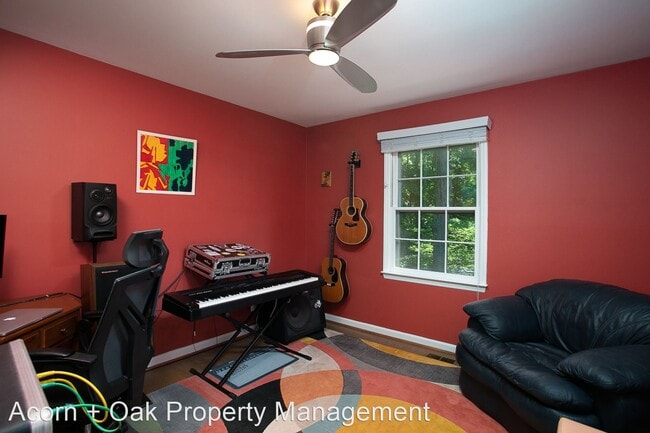 Building Photo - 3 br, 2 bath House - 115 Bruton Drive