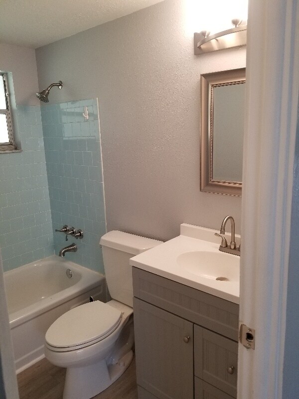 Building Photo - 3823 42nd St